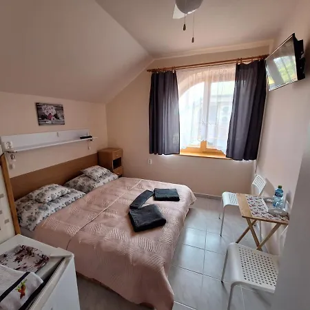 Etija Homestay